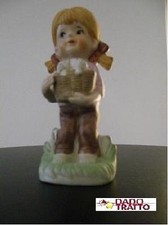 STATUA PORCELLANA BAMBINA CON