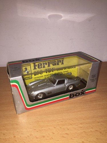 Model box ferrari 250 - model, 1:43