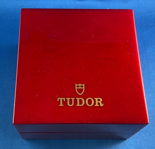 Tudor box vintage - box,