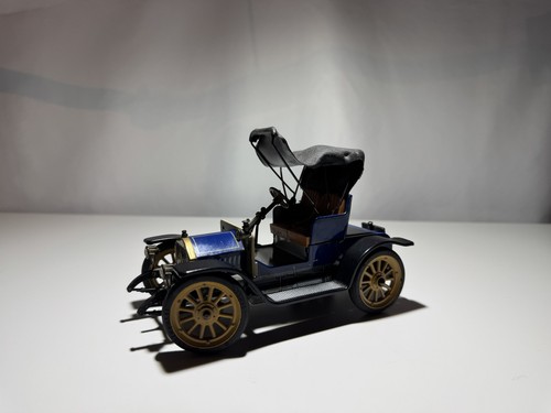 Schuco 1228 opel - schuco, doctorwagen