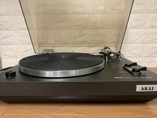 Giradischi *Akai AP-100 con ritorno automatico a doppia velocità