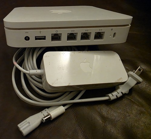 Apple airport extreme base - apple,