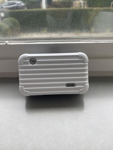 Rimowa lufthansa amenity kit - rimowa,