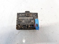 Audi Q3 2014 Door control