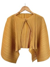 Pieghe Please ISSEY MIYAKE