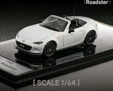 EY GCD 1:64 bianco MX-5