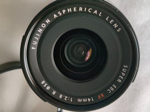 Fujinon 14mm r - f2.8, lente