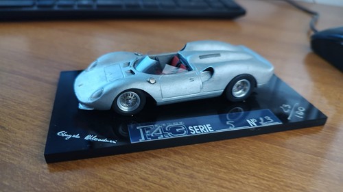 Faenza ferrari 330p2 - 43,