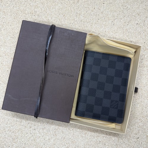 Louis vuitton damier - vuitton, copertina