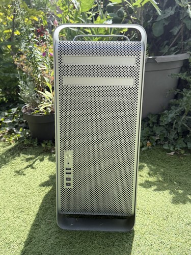 Apple mac pro quad core - 5.1, core"