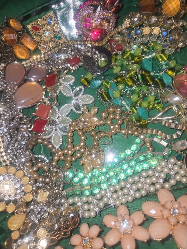 Lotto gioielli strass - , rotti