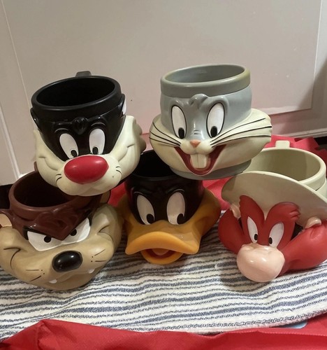 Vtg 1992 looney tunes face - tunes,
