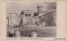 # FIANO ROMANO: L'ENTRATA CON VEDUTA DEL CASTELLO EX DUCALE