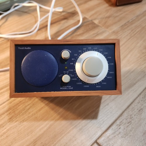 Tivoli audio model one - tivoli, fm/am