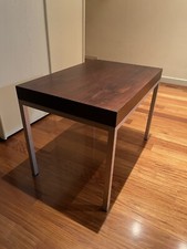 Tavolino da salotto moderno in legno massello