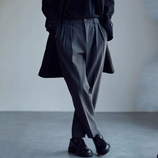 Pantaloni tuta uomo larghi