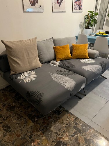Divano tre posti - tre,