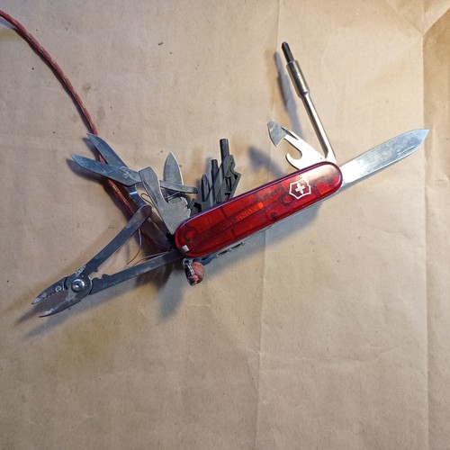 Coltello victorinox multiuso - victorinox,