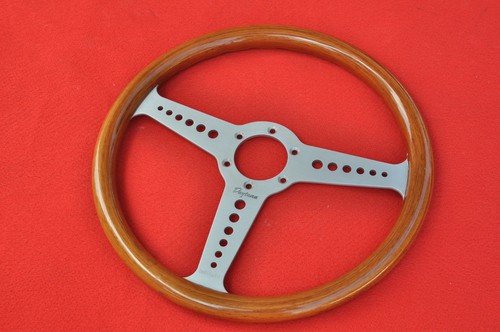 Volante legno momo daytona - in,