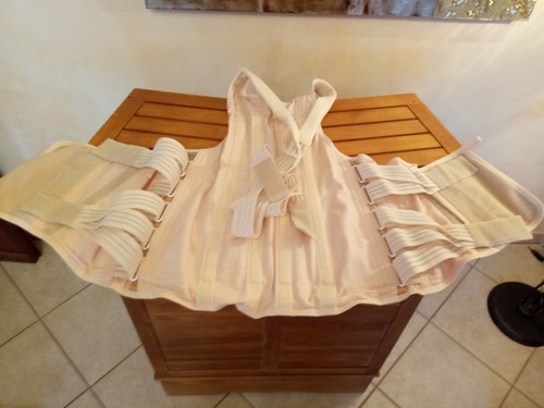 Busto ortopedico con spallacci - busto,