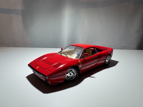 Modellino auto bburago - auto, 1:18