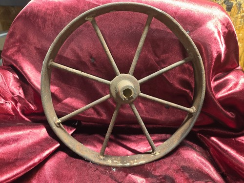 Antica ruota per - carriola, 16