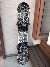 Snowboard grigio 132 cm con