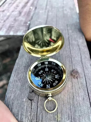 Antica bussola nautica vintage