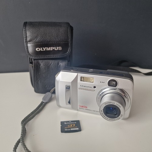 Olympus fotocamera digitale