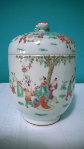 Antico vaso vintage orientale