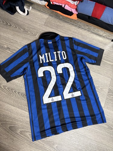 Inter milan 2011 22 milito - #22,