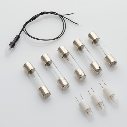 Kit 105 lampade - /, /