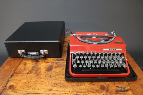 Invicta typewriter red - typewriter,