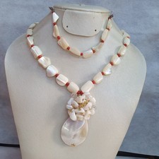 collana e bracciale antico