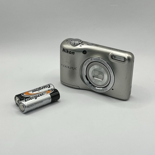 Testata nikon coolpix - i,