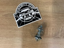 Perno di guida cofano motore