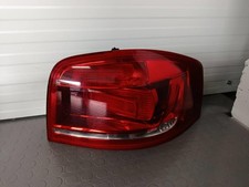 8P3945096 Faro Posteriore