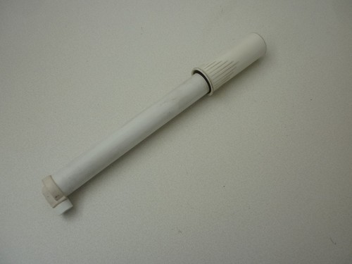 Pompa bianca in plastica - ,