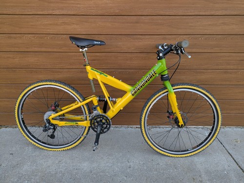 Mountain bike cannondale super - mountain,