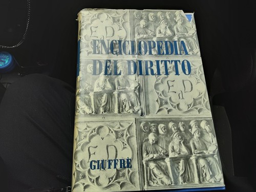 Enciclopedia del diritto - enciclopedia,