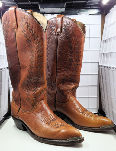 Brahma canada west cowboy - brahma,
