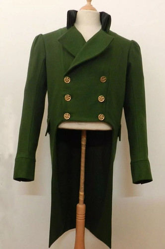 Cappotto uomo stile militare