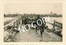 Foto WK II, Uniformi Dei