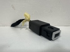 INTERFACCIA PRESA USB/INGRESSO AUX PER PEUGEOT 2008 Serie 98313506 (19>)