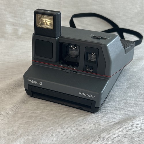 Vintage polaroid impulse 600 - vintage,