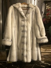 Pelliccia Di Visone Bianco Con