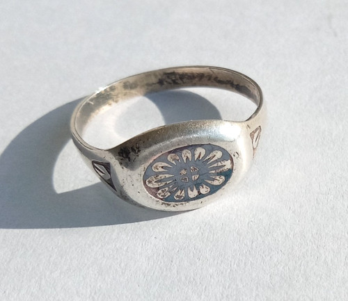 Anello vintage con niello