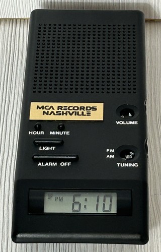 Vintage 4349 travel radio - vintage, h-4349