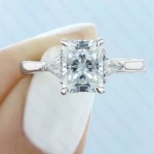 3.5CTW Radiant VVS1 Moissanite