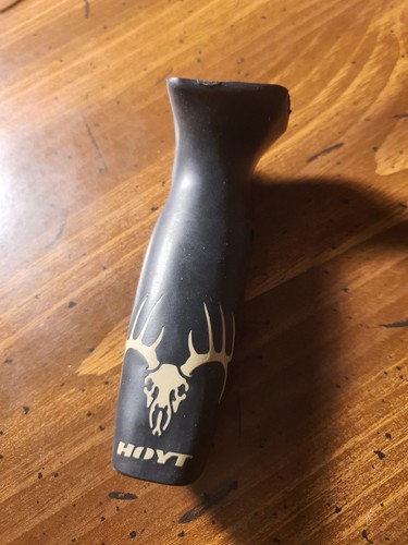 Hoyt 180 black grip - 180, right